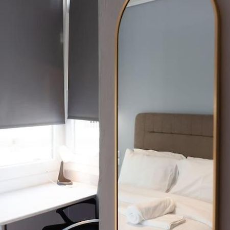 Όμορφο Στούντιο Στο Κέντρο Της Πόλης. Apartment ลาริซา ภายนอก รูปภาพ