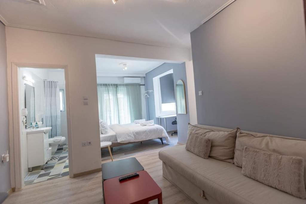 Όμορφο Στούντιο Στο Κέντρο Της Πόλης. Apartment ลาริซา ภายนอก รูปภาพ