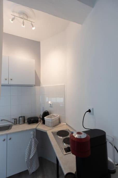 Όμορφο Στούντιο Στο Κέντρο Της Πόλης. Apartment ลาริซา ภายนอก รูปภาพ