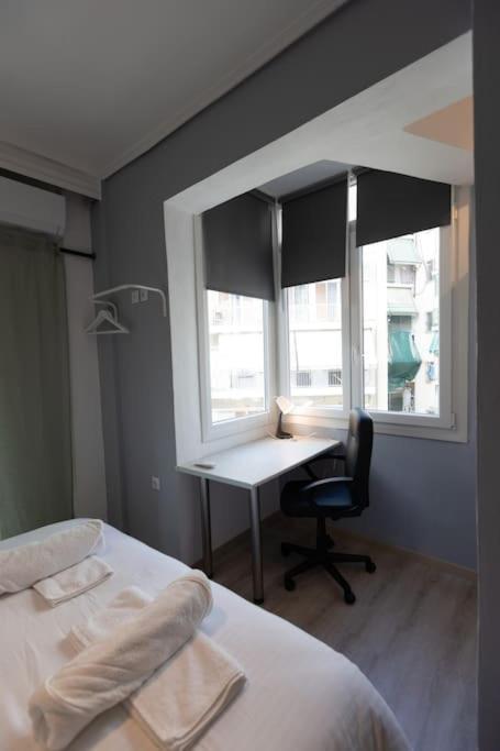 Όμορφο Στούντιο Στο Κέντρο Της Πόλης. Apartment ลาริซา ภายนอก รูปภาพ